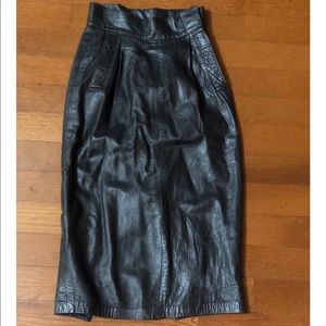 Authentic leather 3/4 skirt